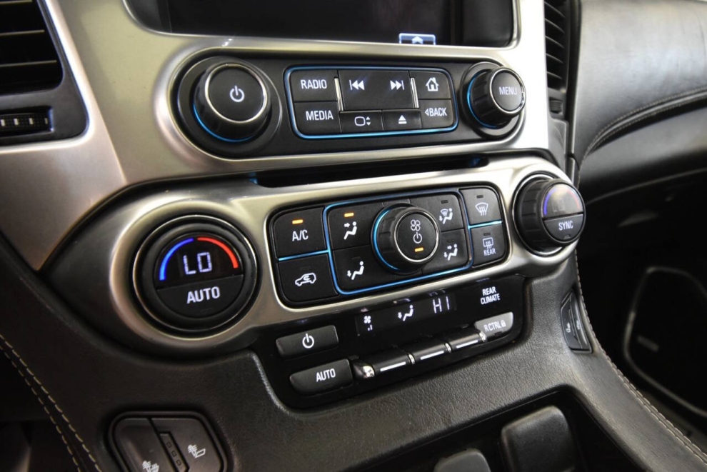 2019 Chevrolet Tahoe LT 4x4 4dr SUV, Black, Mileage: 66,304 - photo 22