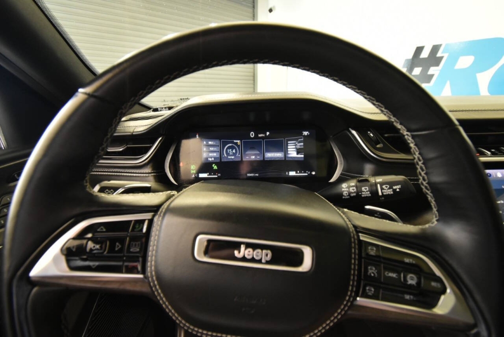 2021 Jeep Grand Cherokee L Overland 4x4 4dr SUV, Black, Mileage: 99,480 - photo 27