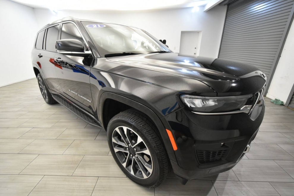 2021 Jeep Grand Cherokee L Overland 4x4 4dr SUV, Black, Mileage: 99,480 - photo 6