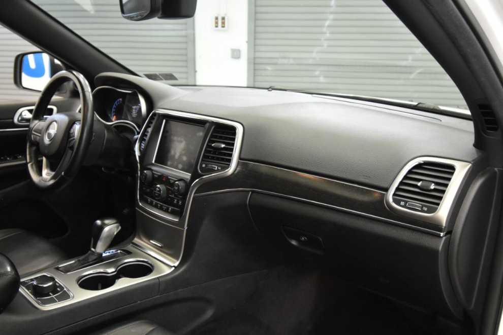 2018 Jeep Grand Cherokee Limited, White, Mileage: 77,604 - photo 14