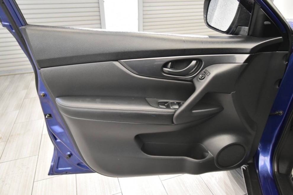 2020 Nissan Rogue S, Blue, Mileage: 52,596 - photo 11