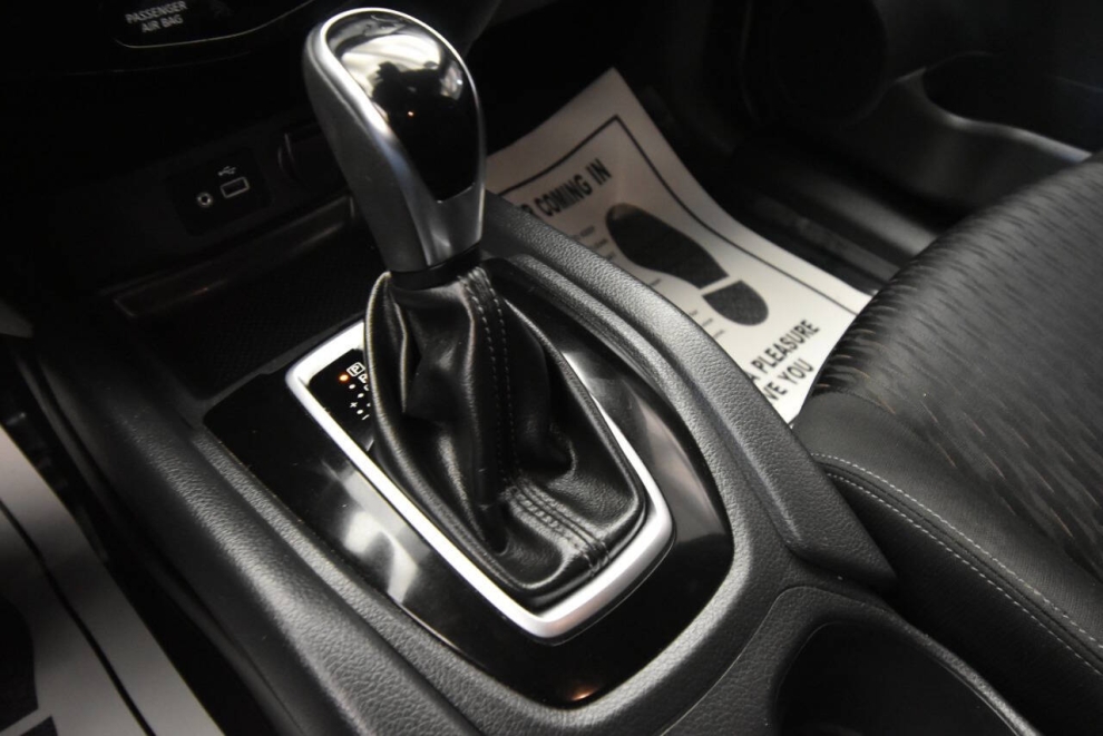 2020 Nissan Rogue S, Blue, Mileage: 52,596 - photo 18