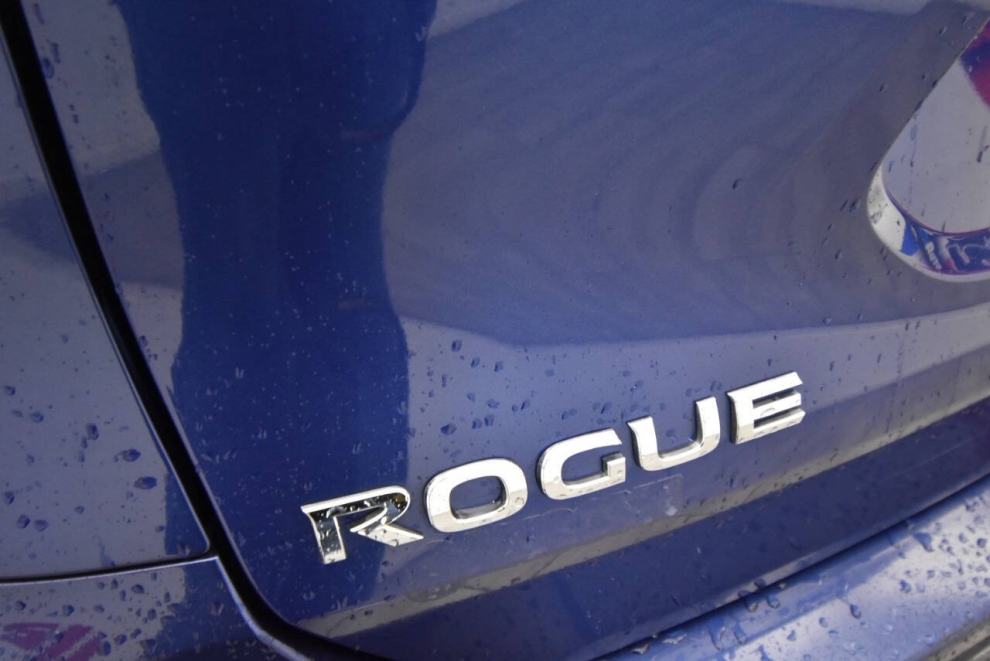2020 Nissan Rogue S, Blue, Mileage: 52,596 - photo 28