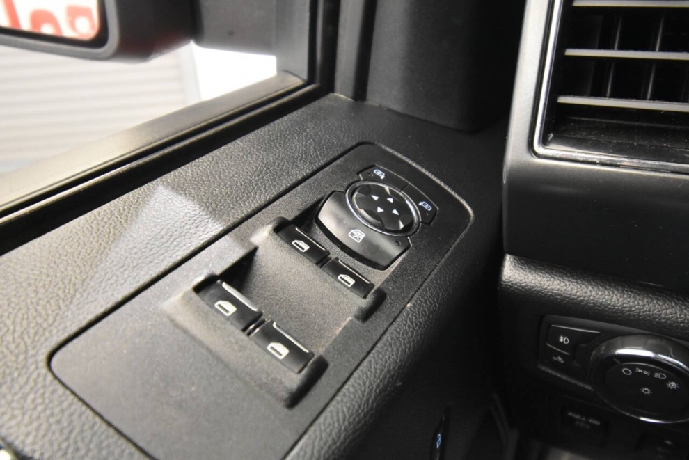 2019 Ford F-150 XLT, Red, Mileage: 91,661 - photo 29