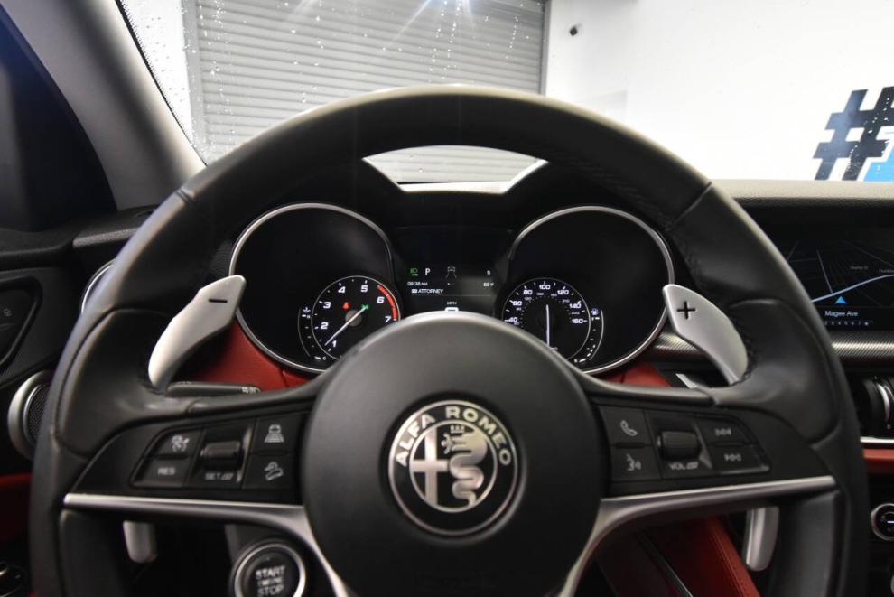 2018 Alfa Romeo Stelvio Sport AWD 4dr Crossover, White, Mileage: 57,943 - photo 24