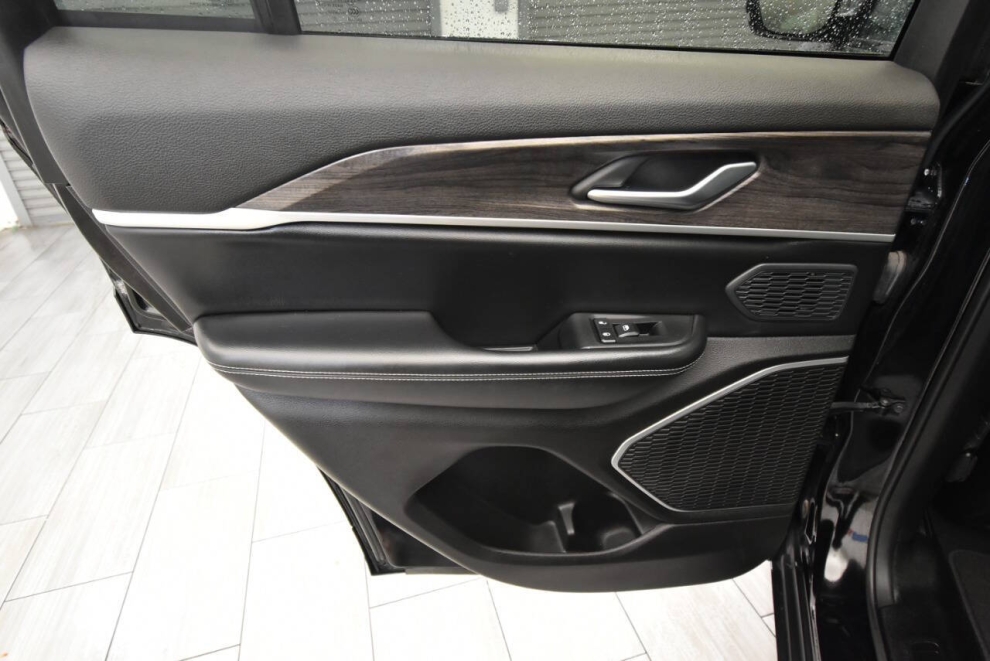 2023 Jeep Grand Cherokee 4XE, Black, Mileage: 44,010 - photo 14