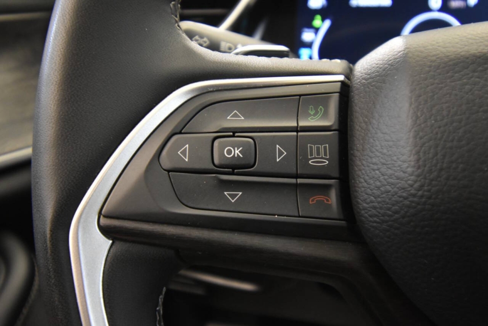 2023 Jeep Grand Cherokee 4XE, Silver, Mileage: 46,440 - photo 27