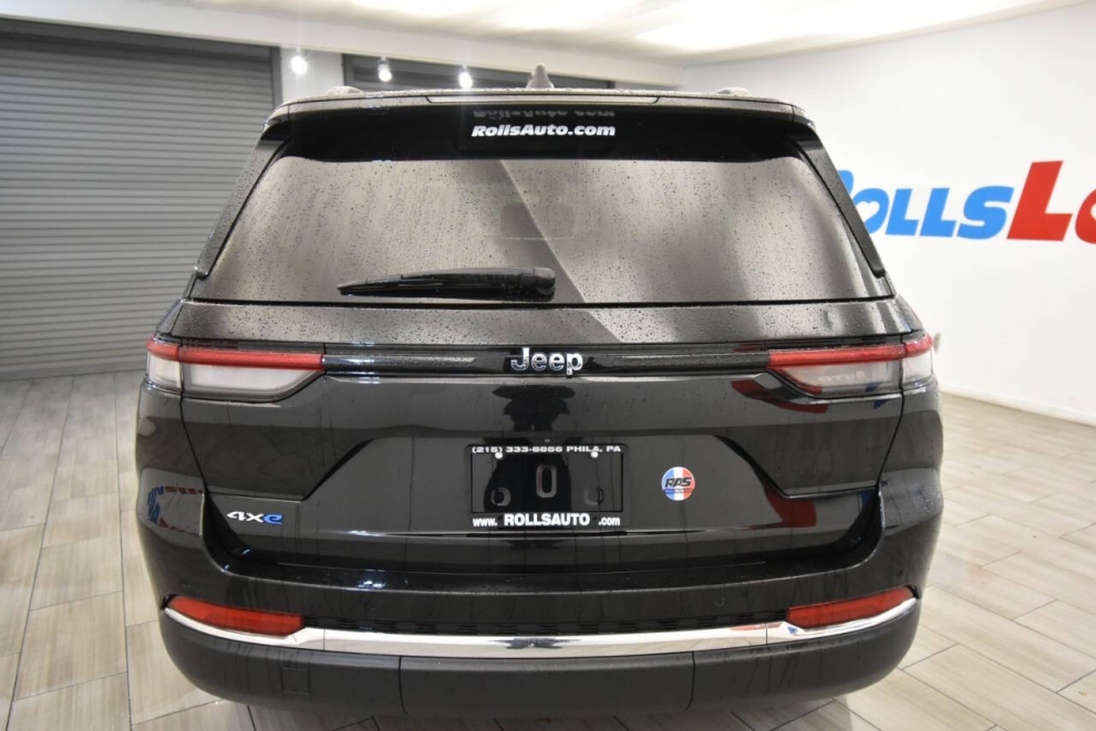 2023 Jeep Grand Cherokee 4XE, Black, Mileage: 42,598 - photo 3