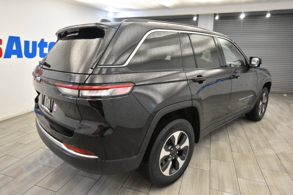2023 Jeep Grand Cherokee 4XE, Black, Mileage: 42,598 - photo 4