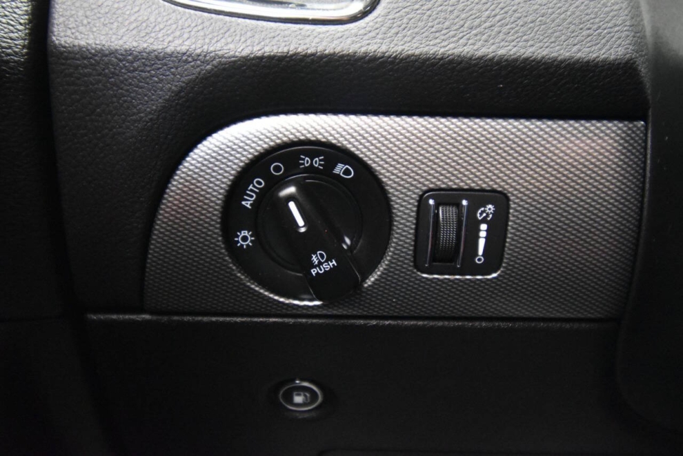 2020 Dodge Durango R/T AWD 4dr SUV, Gray, Mileage: 94,912 - photo 29