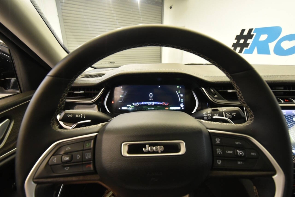 2023 Jeep Grand Cherokee 4XE, White, Mileage: 44,530 - photo 26
