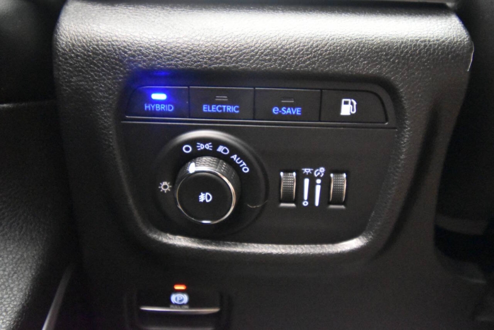 2023 Jeep Grand Cherokee 4XE, White, Mileage: 44,530 - photo 30