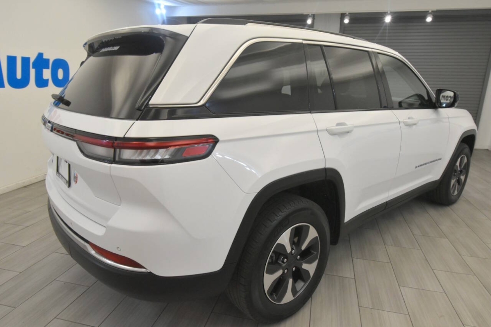 2023 Jeep Grand Cherokee 4XE, White, Mileage: 44,530 - photo 4