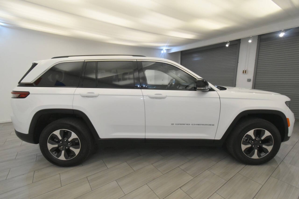 2023 Jeep Grand Cherokee 4XE, White, Mileage: 44,530 - photo 5