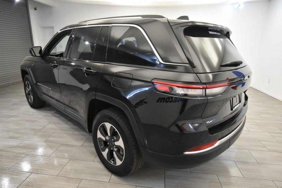 2023 Jeep Grand Cherokee 4XE, Black, Mileage: 46,757 - photo 2