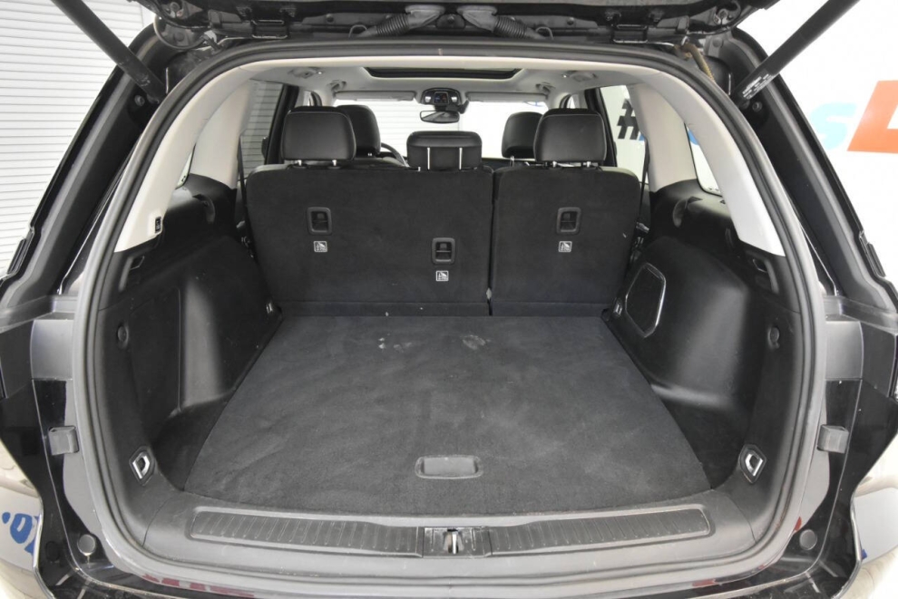 2023 Jeep Grand Cherokee 4XE, Black, Mileage: 46,757 - photo 32