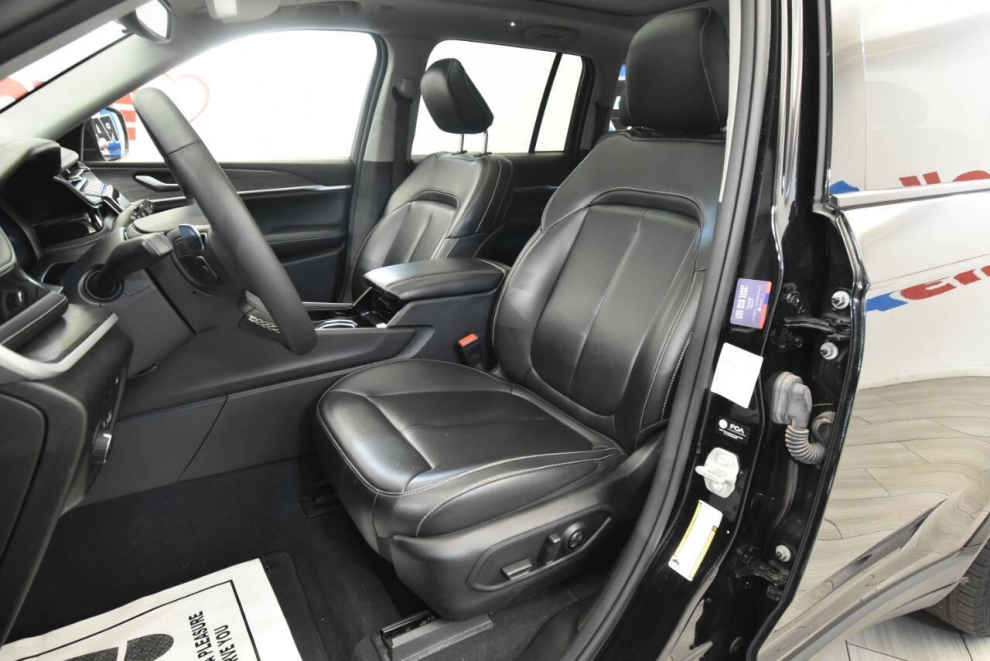 2023 Jeep Grand Cherokee 4XE, Black, Mileage: 46,757 - photo 9