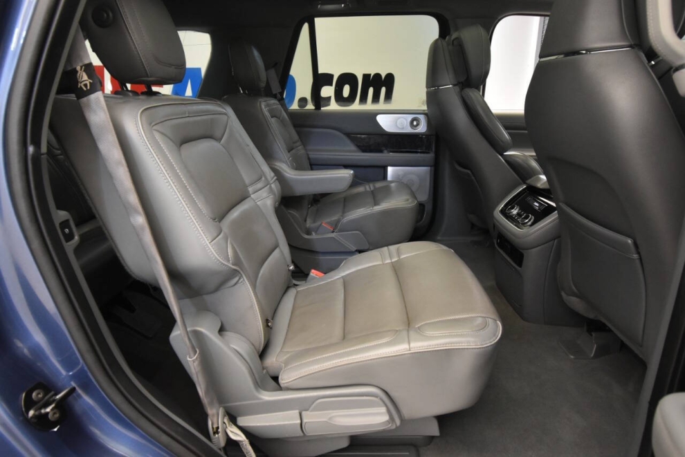 2019 Lincoln Navigator Reserve 4x4 4dr SUV, Blue, Mileage: 80,309 - photo 19