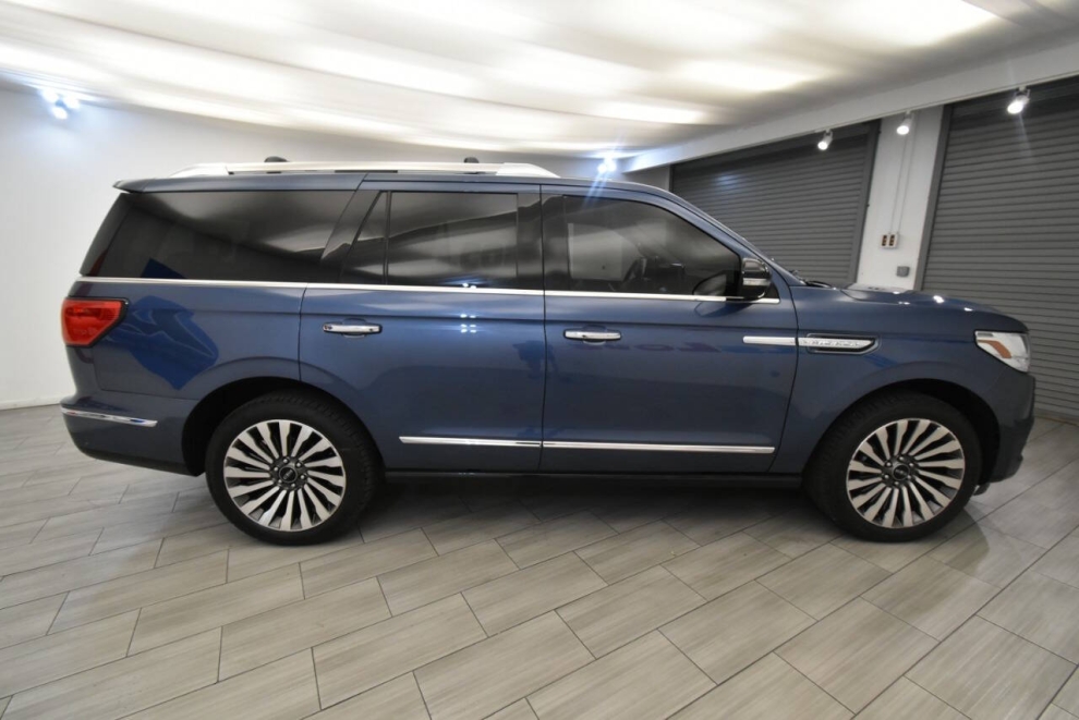 2019 Lincoln Navigator Reserve 4x4 4dr SUV, Blue, Mileage: 80,309 - photo 5