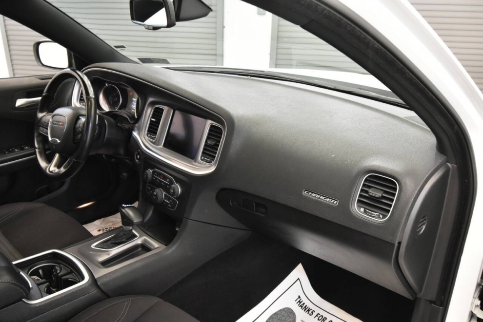 2022 Dodge Charger SXT AWD 4dr Sedan, White, Mileage: 50,188 - photo 13
