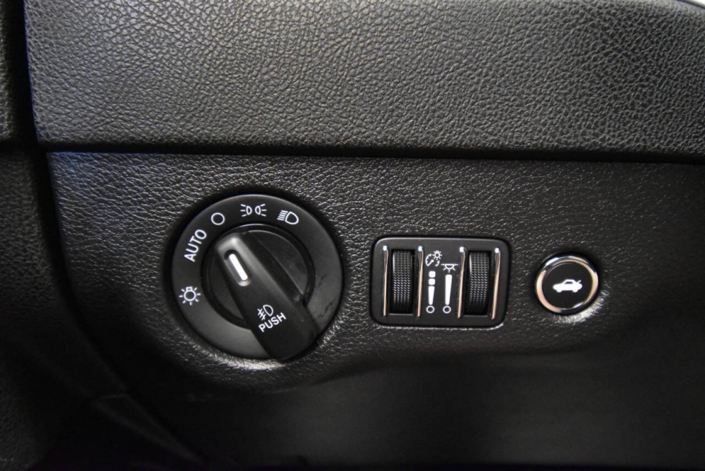 2022 Dodge Charger SXT AWD 4dr Sedan, White, Mileage: 50,188 - photo 27