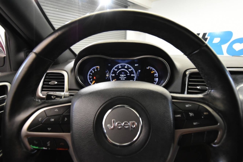 2019 Jeep Grand Cherokee Limited, Red, Mileage: 65,962 - photo 22