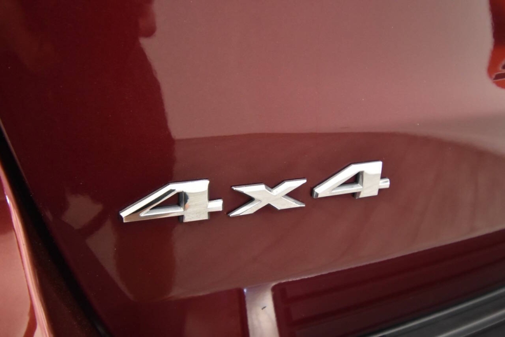 2019 Jeep Grand Cherokee Limited, Red, Mileage: 65,962 - photo 29