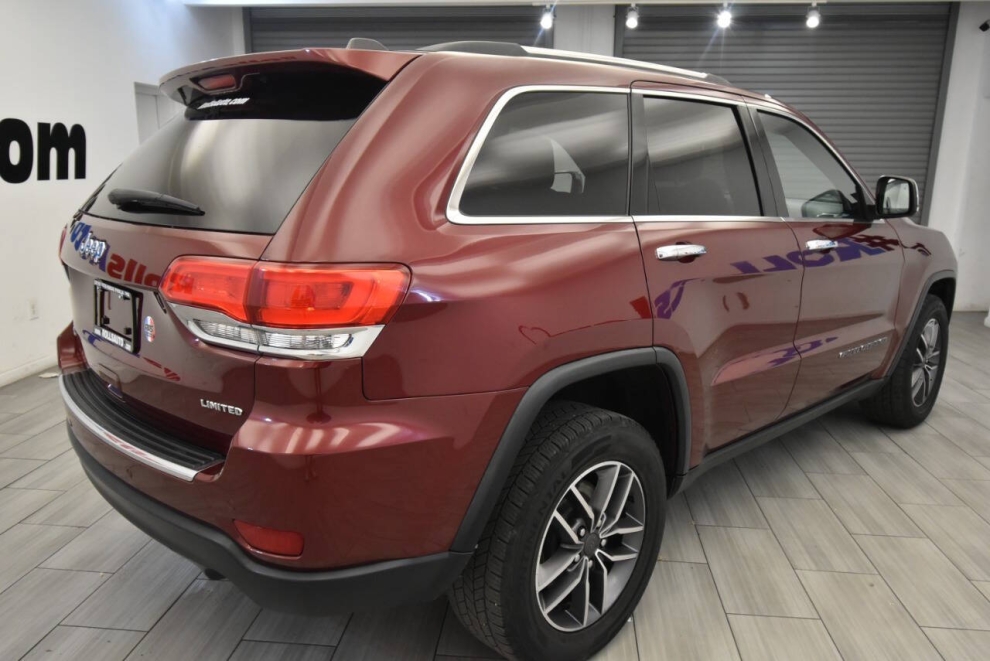 2019 Jeep Grand Cherokee Limited, Red, Mileage: 65,962 - photo 4