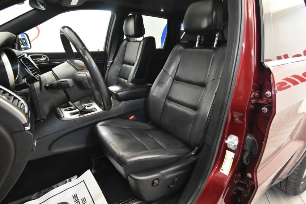 2019 Jeep Grand Cherokee Limited, Red, Mileage: 65,962 - photo 9