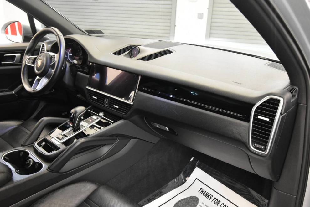 2019 Porsche Cayenne Base AWD 4dr SUV, Silver, Mileage: 92,336 - photo 14