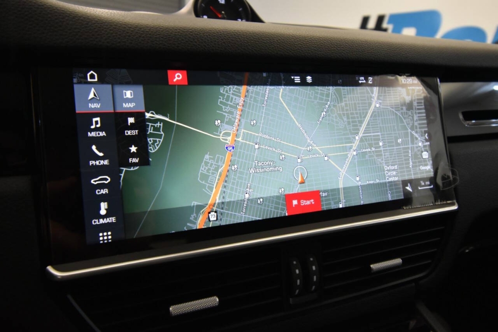 2019 Porsche Cayenne Base AWD 4dr SUV, Silver, Mileage: 92,336 - photo 20