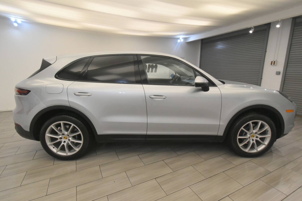 2019 Porsche Cayenne Base AWD 4dr SUV, Silver, Mileage: 92,336 - photo 5