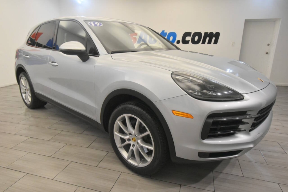 2019 Porsche Cayenne Base AWD 4dr SUV, Silver, Mileage: 92,336 - photo 6