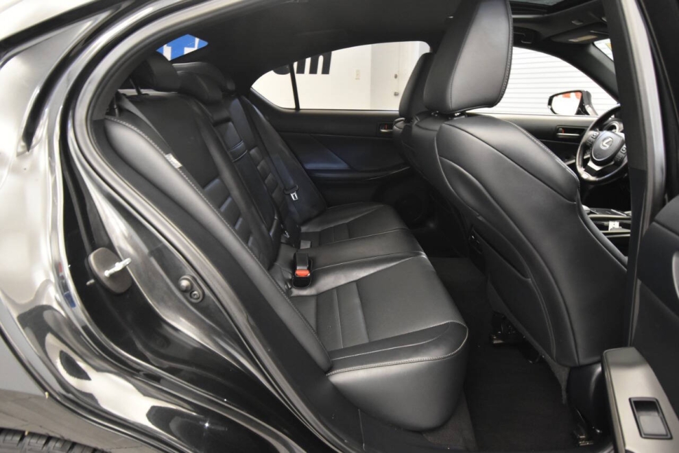 2021 Lexus IS 350 F SPORT AWD 4dr Sedan, Black, Mileage: 78,598 - photo 17