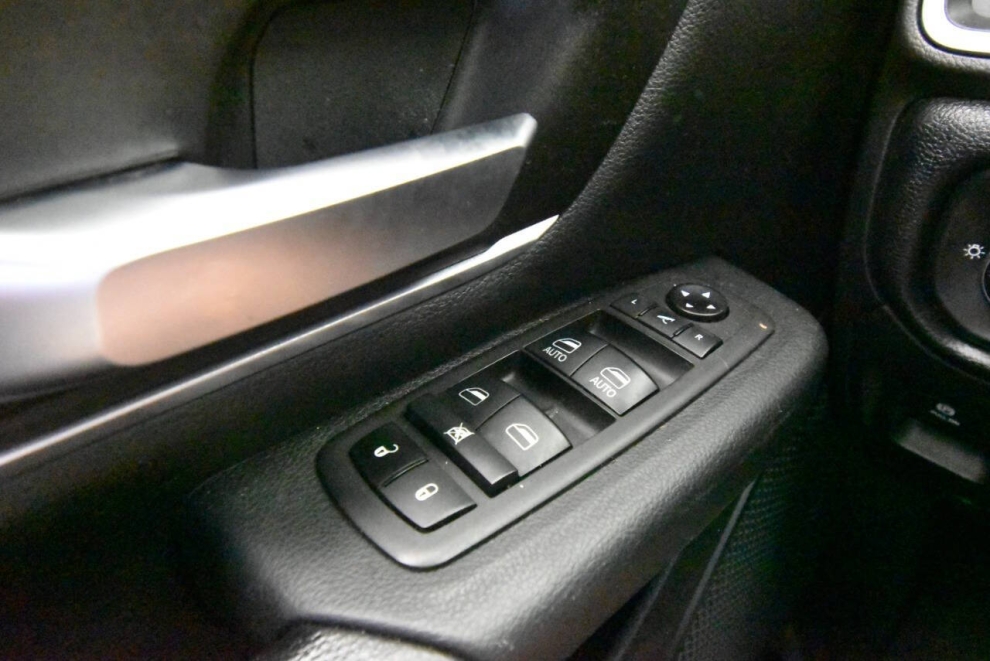 2021 RAM 1500 Big Horn, White, Mileage: 73,862 - photo 30