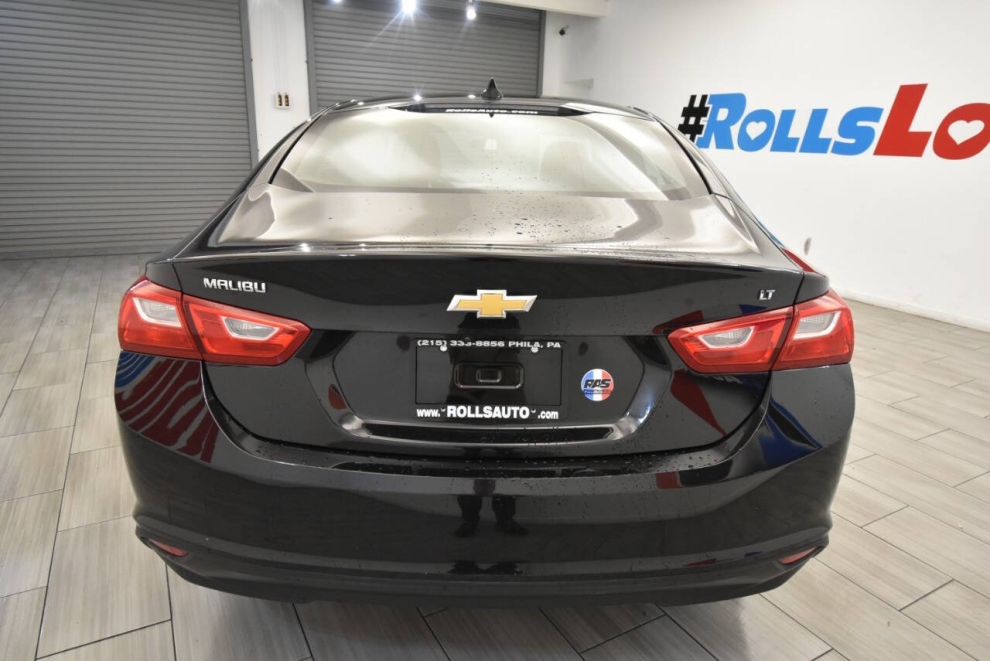 2023 Chevrolet Malibu LT 4dr Sedan w/1LT, Black, Mileage: 53,816 - photo 3