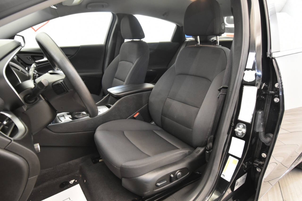 2023 Chevrolet Malibu LT 4dr Sedan w/1LT, Black, Mileage: 53,816 - photo 9