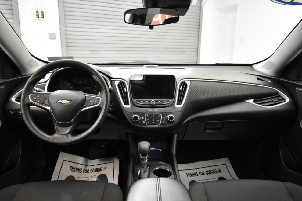 2023 Chevrolet Malibu LT 4dr Sedan w/1LT, Gray, Mileage: 42,406 - photo 17