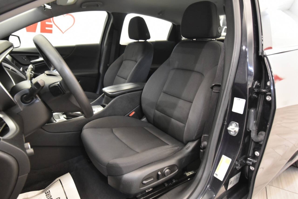 2023 Chevrolet Malibu LT 4dr Sedan w/1LT, Gray, Mileage: 42,406 - photo 9