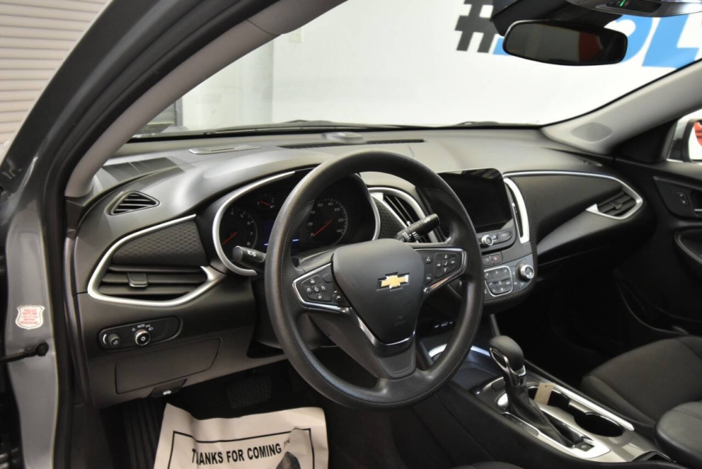 2023 Chevrolet Malibu LT 4dr Sedan w/1LT, Gray, Mileage: 54,218 - photo 10