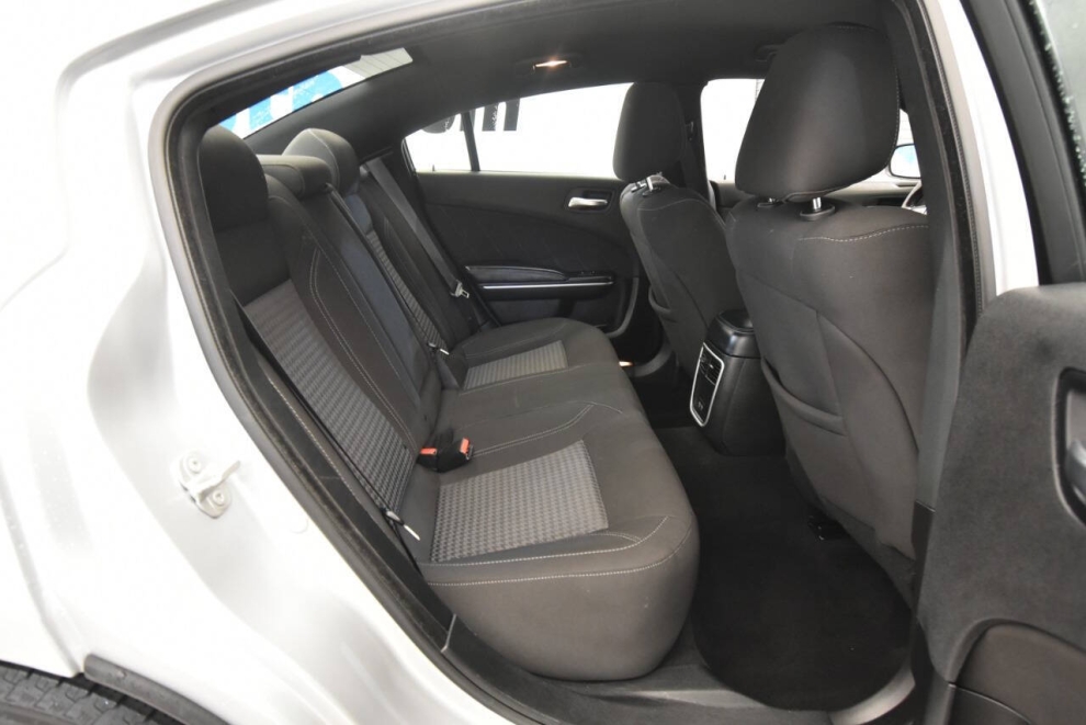 2023 Dodge Charger SXT 4dr Sedan, Plata, Mileage: 58,036 - photo 16