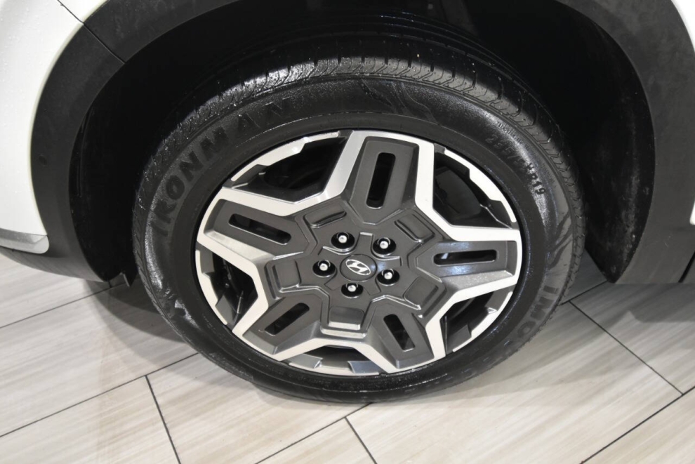 2023 Hyundai Santa Fe Limited AWD 4dr Crossover, White, Mileage: 58,029 - photo 8