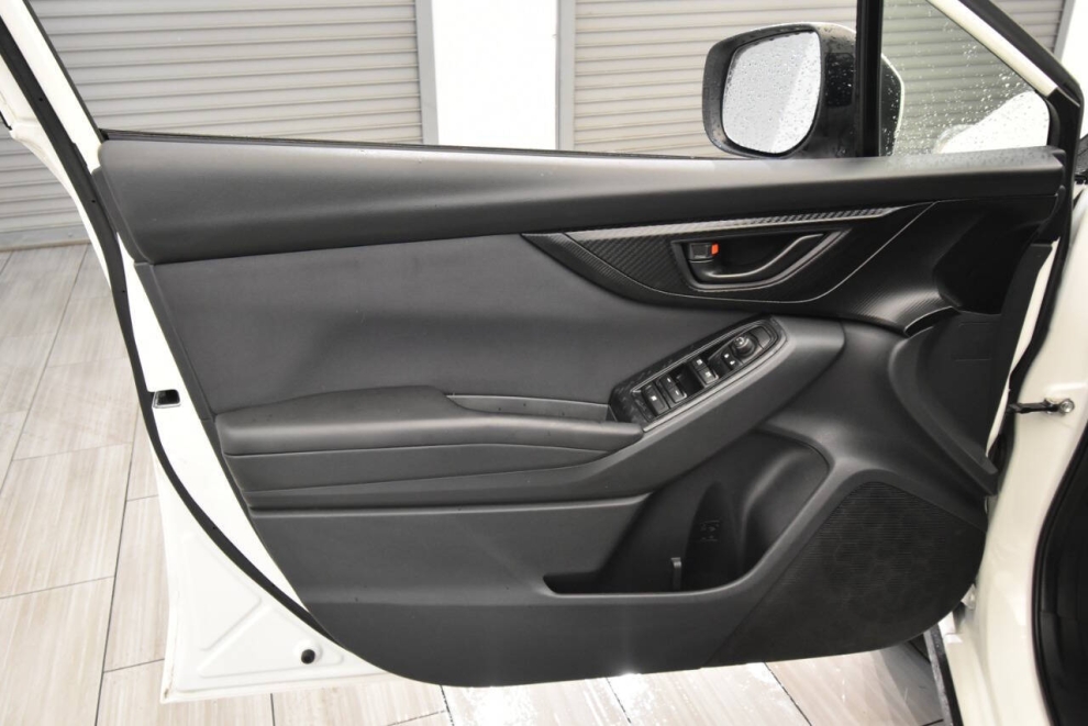 2019 Subaru Crosstrek 2.0i Premium AWD 4dr Crossover CVT, Blanco, Mileage: 93,912 - photo 11