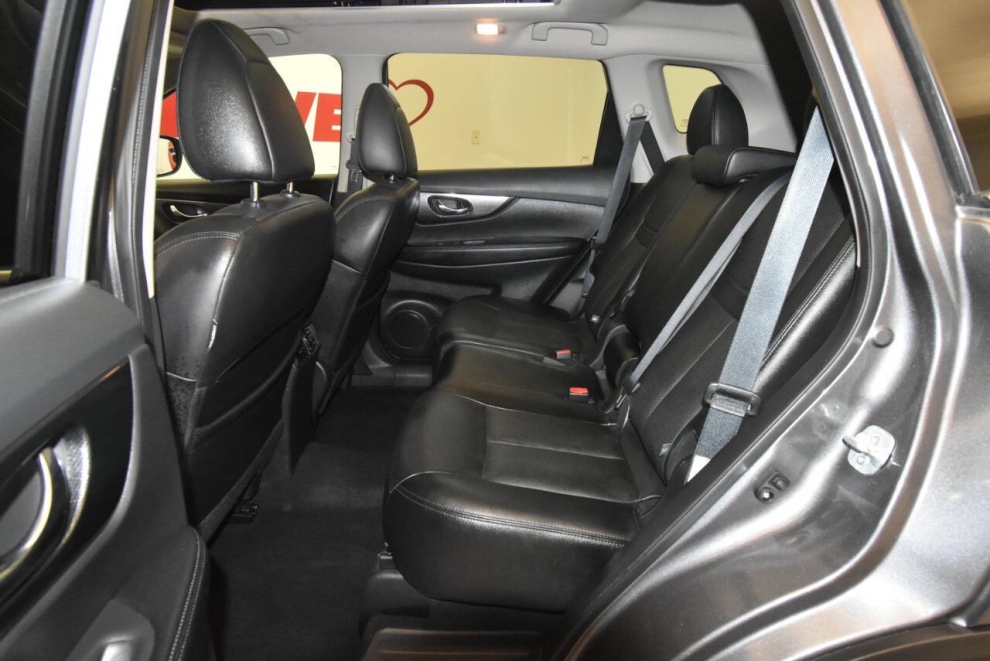 2016 Nissan Rogue SL AWD, Gray, Mileage: 93,464 - photo 11