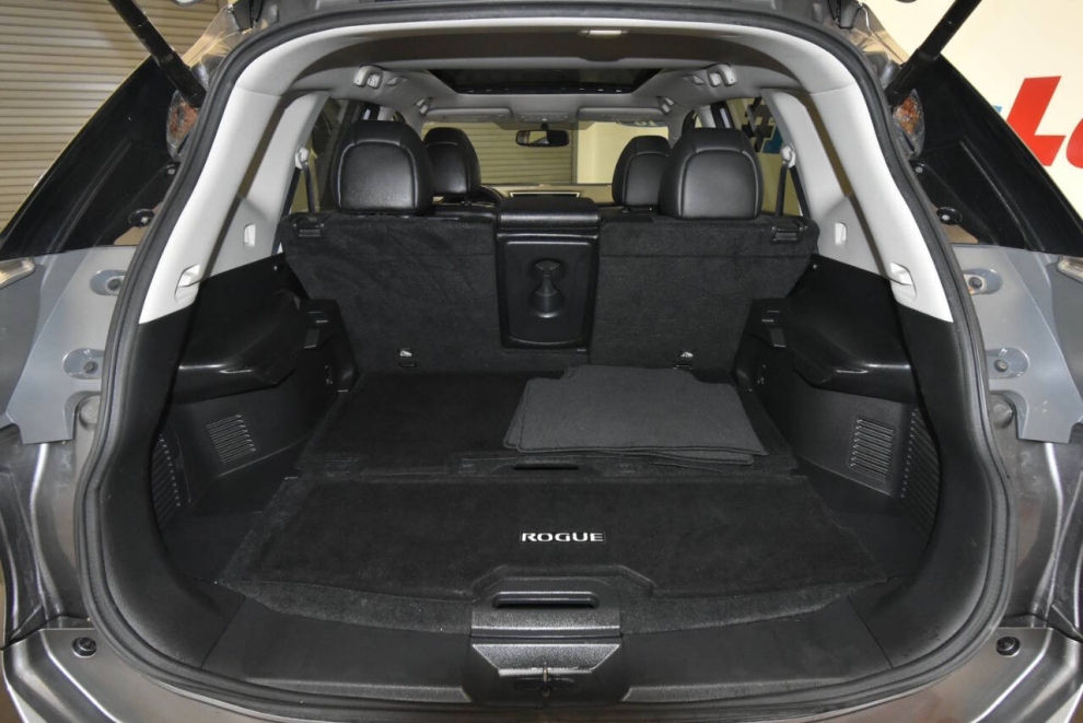 2016 Nissan Rogue SL AWD, Gray, Mileage: 93,464 - photo 13