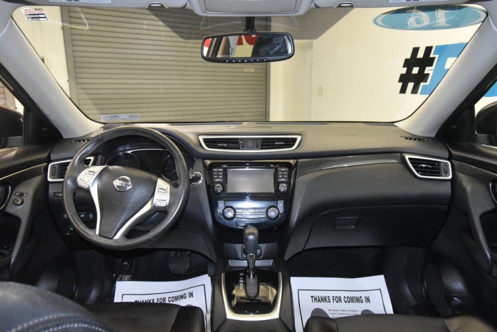 2016 Nissan Rogue SL AWD, Gray, Mileage: 93,464 - photo 17