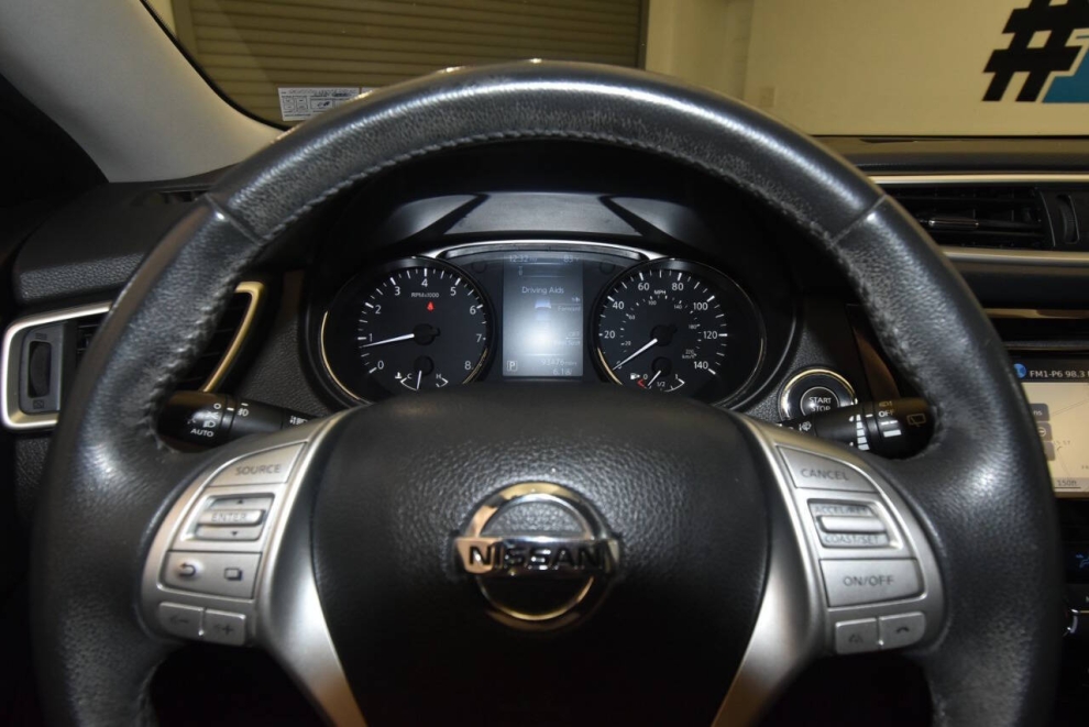 2016 Nissan Rogue SL AWD, Gray, Mileage: 93,464 - photo 24