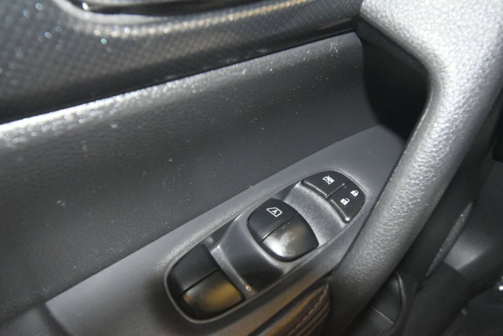 2016 Nissan Rogue SL AWD, Gray, Mileage: 93,464 - photo 26