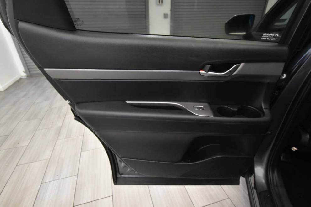 2021 Hyundai Palisade SE AWD 4dr SUV, Gray, Mileage: 94,652 - photo 14