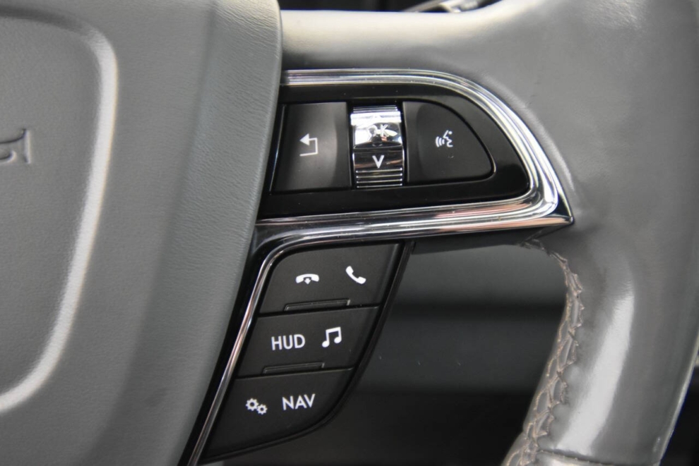 2018 Lincoln Navigator Reserve 4x4 4dr SUV, Blue, Mileage: 77,380 - photo 30